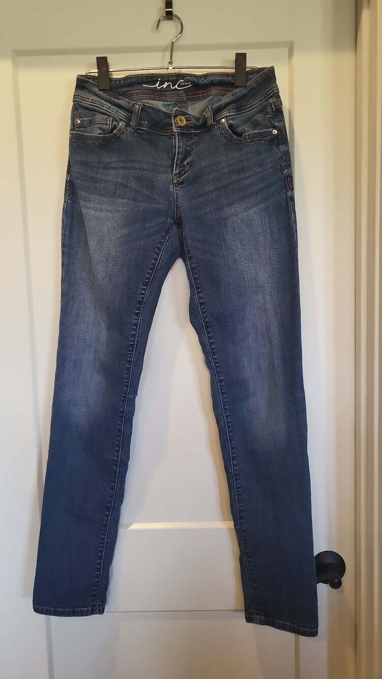 INC Denim Curvy Fit Skinny Leg Jeans Size 4L Medium Wash